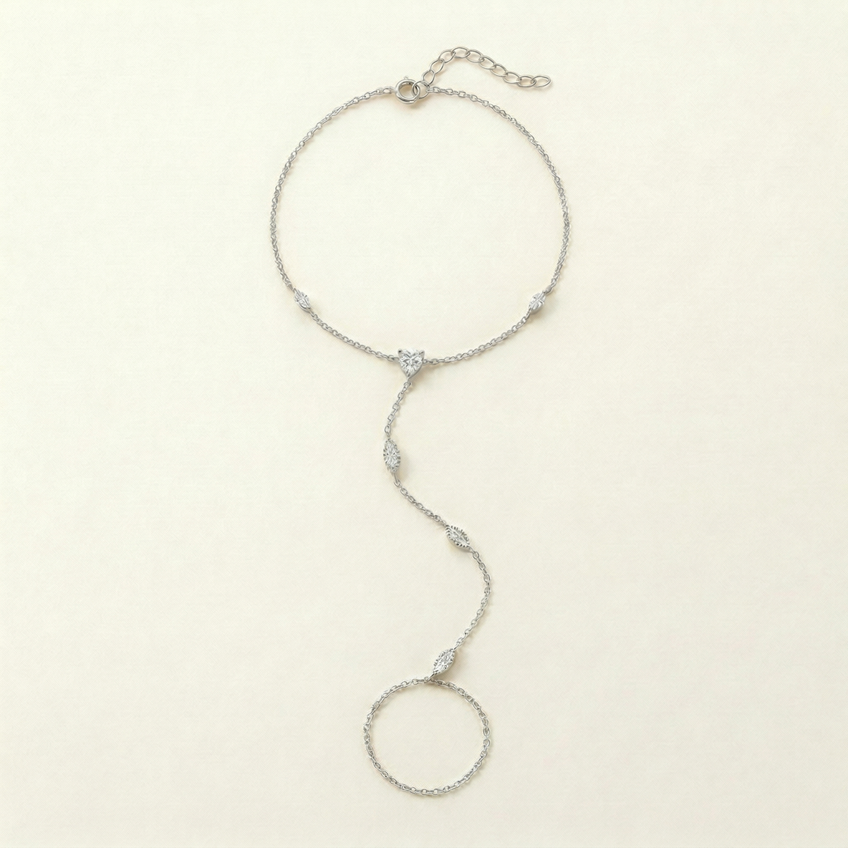 Laurel Hand Chain